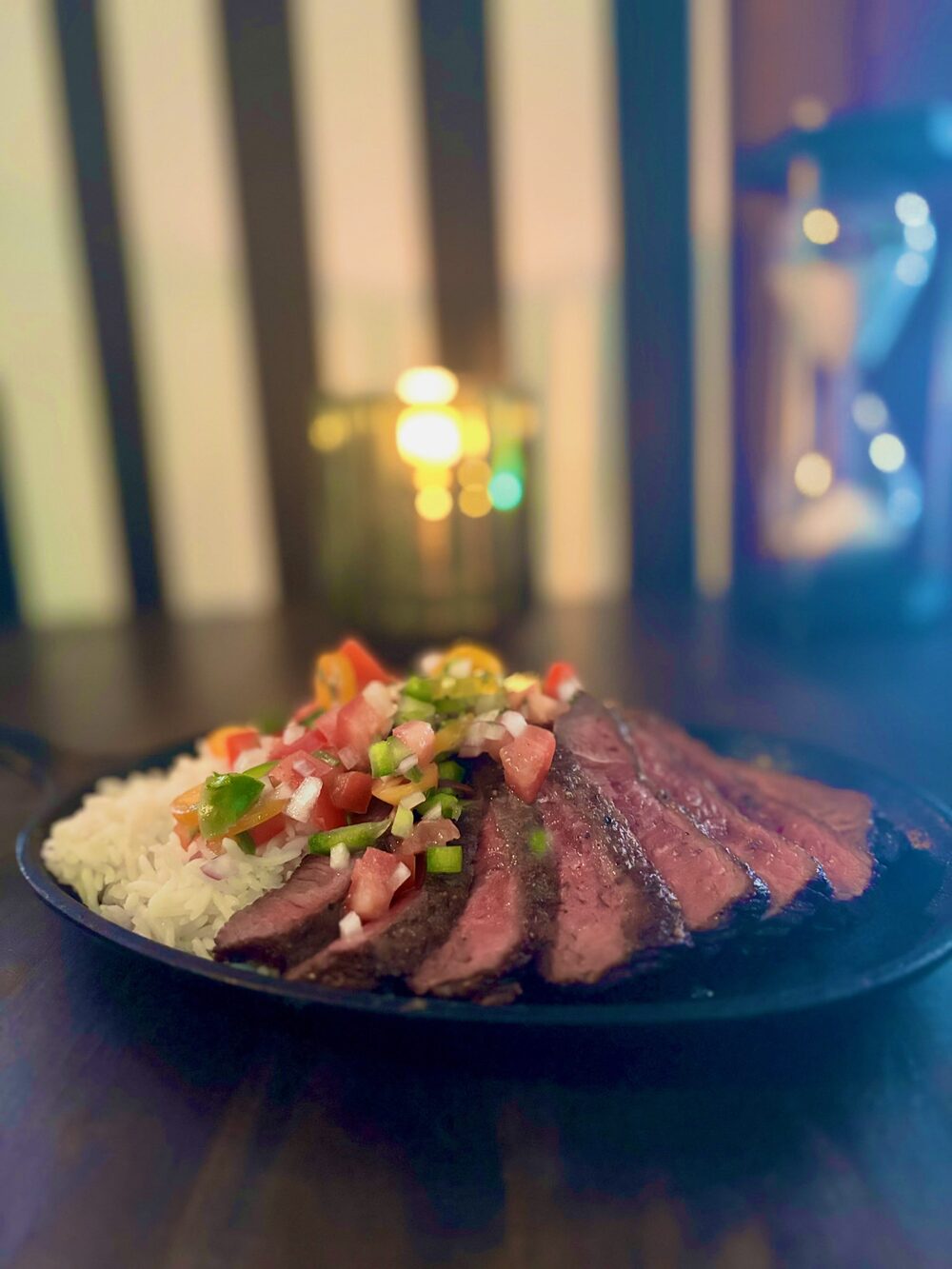Filet Tips with rice and Circa bear sauce